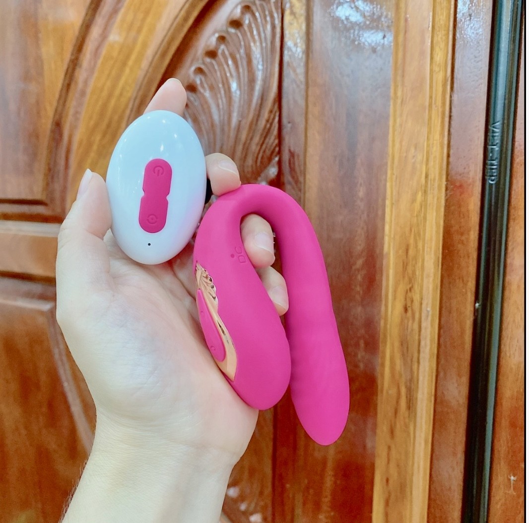 Massa điểm G âm đạo rung ngoáy 2 đầu cực phê 3