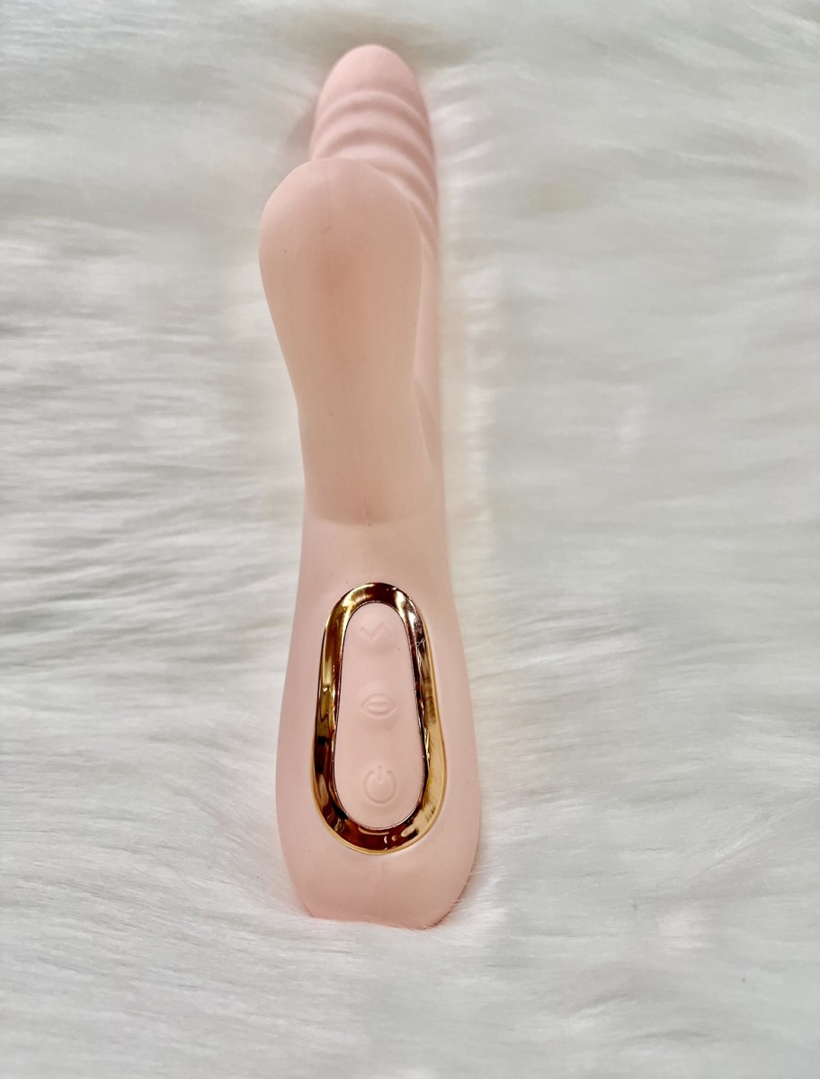 Máy massage rung bi đảo chiều, thụt, bú mút nhiều chế độ 6