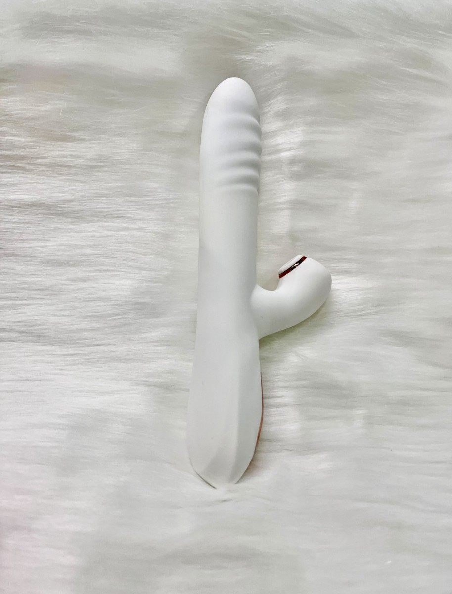 Máy massage rung bi đảo chiều, thụt, bú mút nhiều chế độ 7